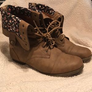 Twisted Women’s Trooper Wide Calf Boot